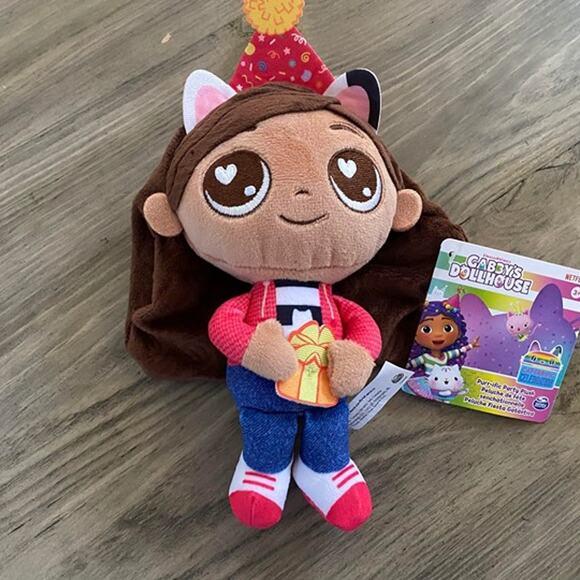 Gabby's Dollhouse, Celebration Series 9-Inch Tall Gabby Girl Plushies, Kids Toys - Picture 1 of 7